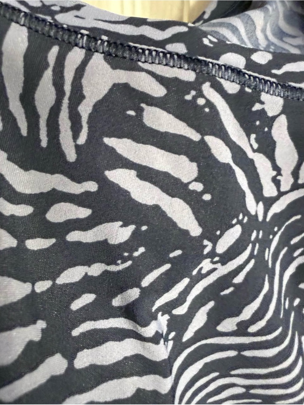 Athleta Navy Patterned Racerback Tank Top - Picture 5 of 5